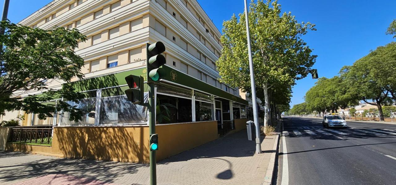 Apto Lux Sevilla Bagian luar foto