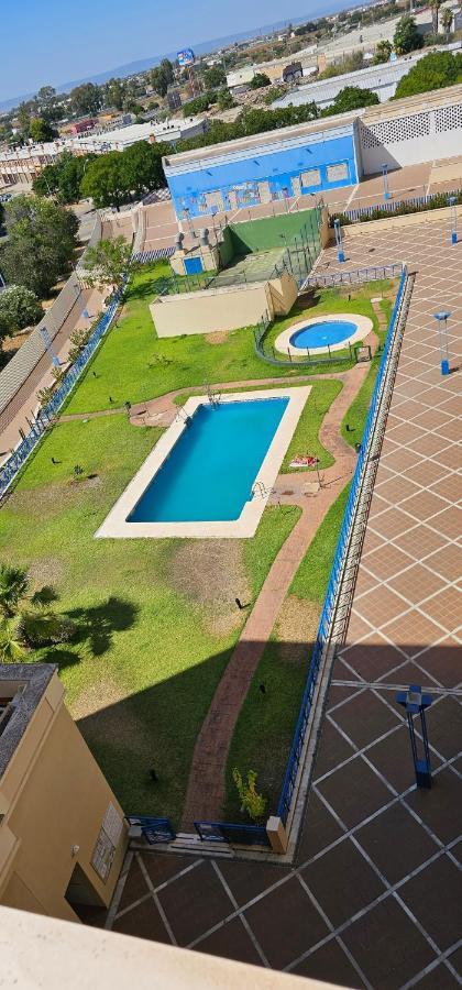 Apto Lux Sevilla Bagian luar foto