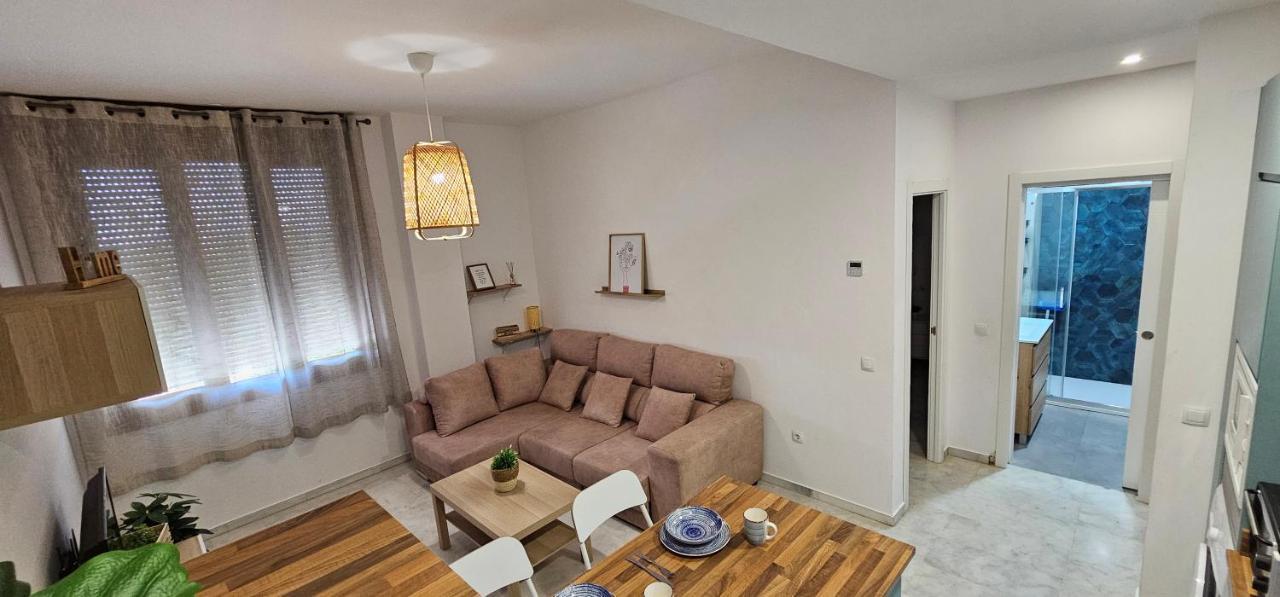 Apto Lux Sevilla Bagian luar foto