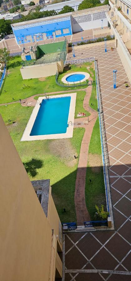 Apto Lux Sevilla Bagian luar foto