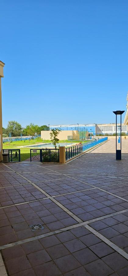 Apto Lux Sevilla Bagian luar foto