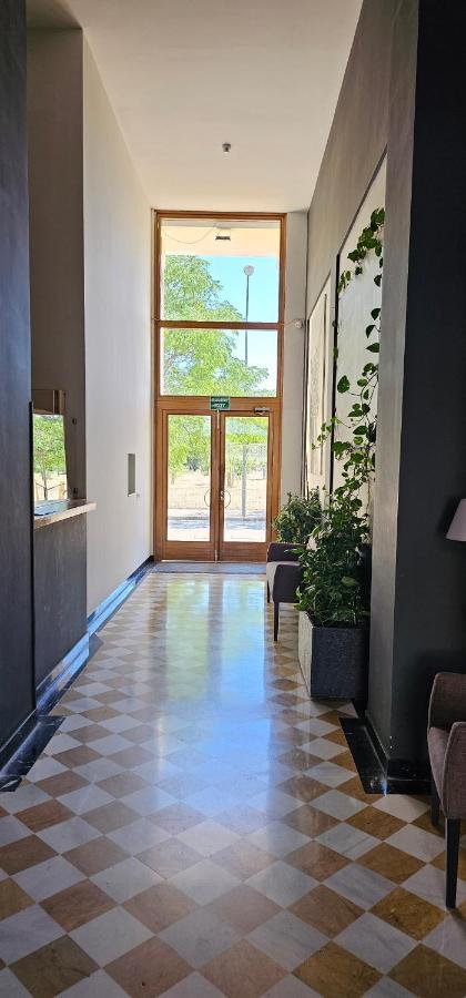 Apto Lux Sevilla Bagian luar foto